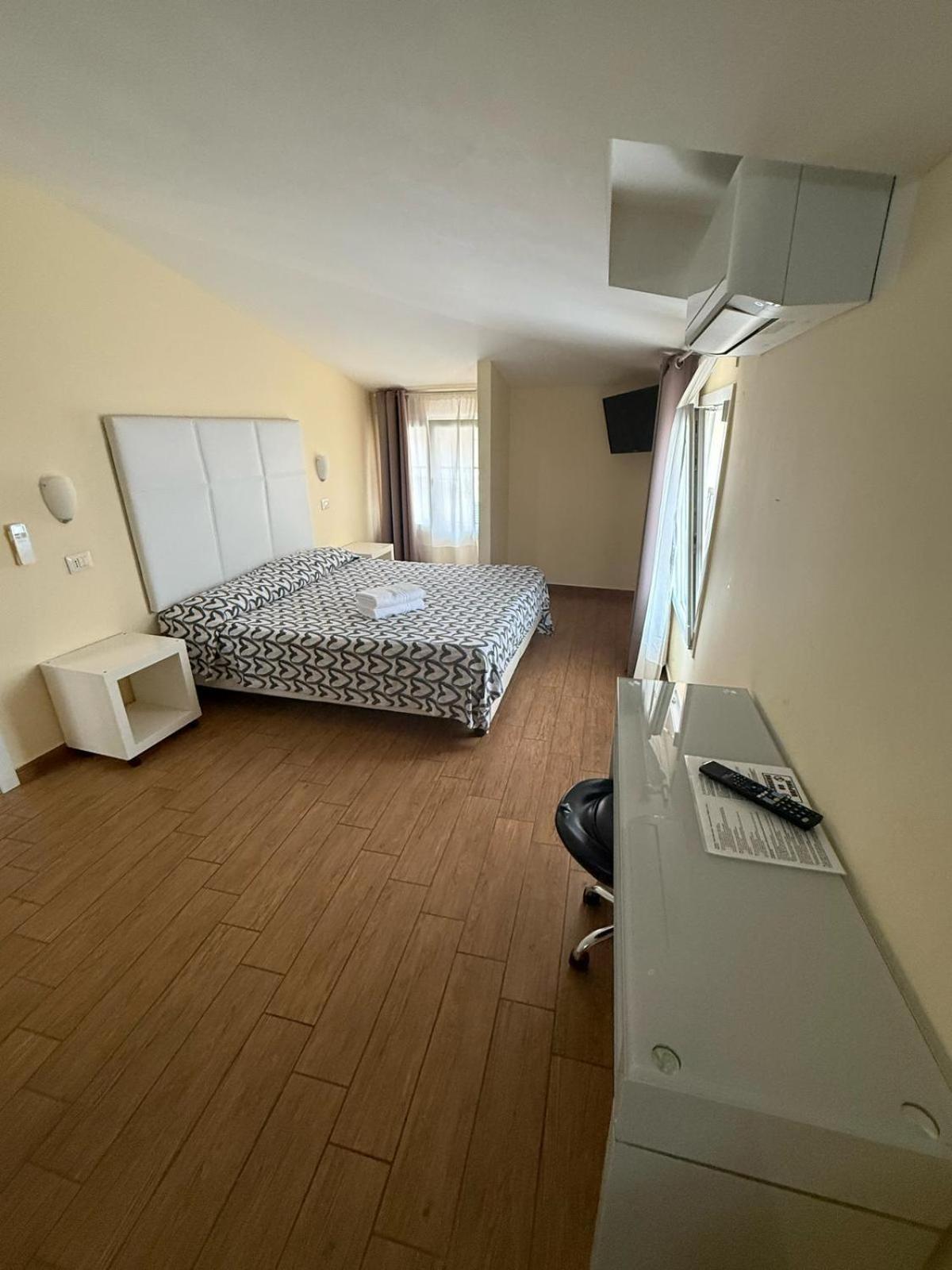 Hotel Via Mameli 5 San Remo Zewnętrze zdjęcie