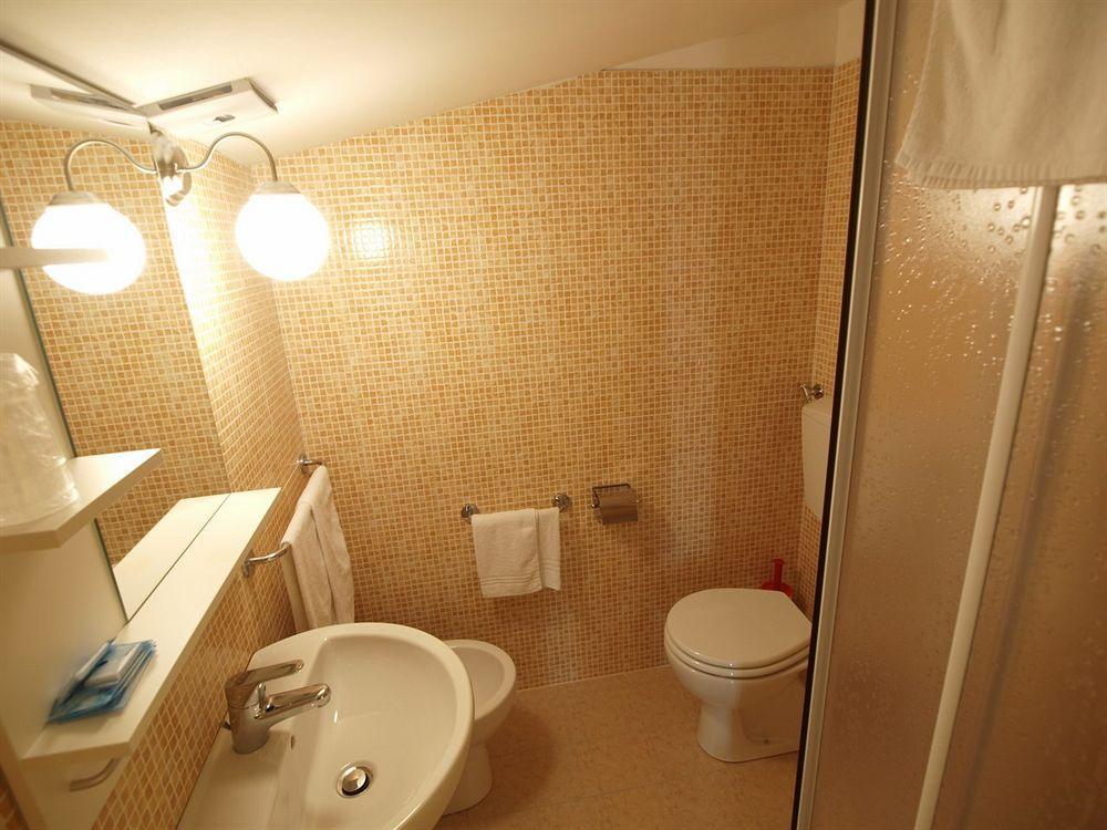Hotel Via Mameli 5 San Remo Zewnętrze zdjęcie